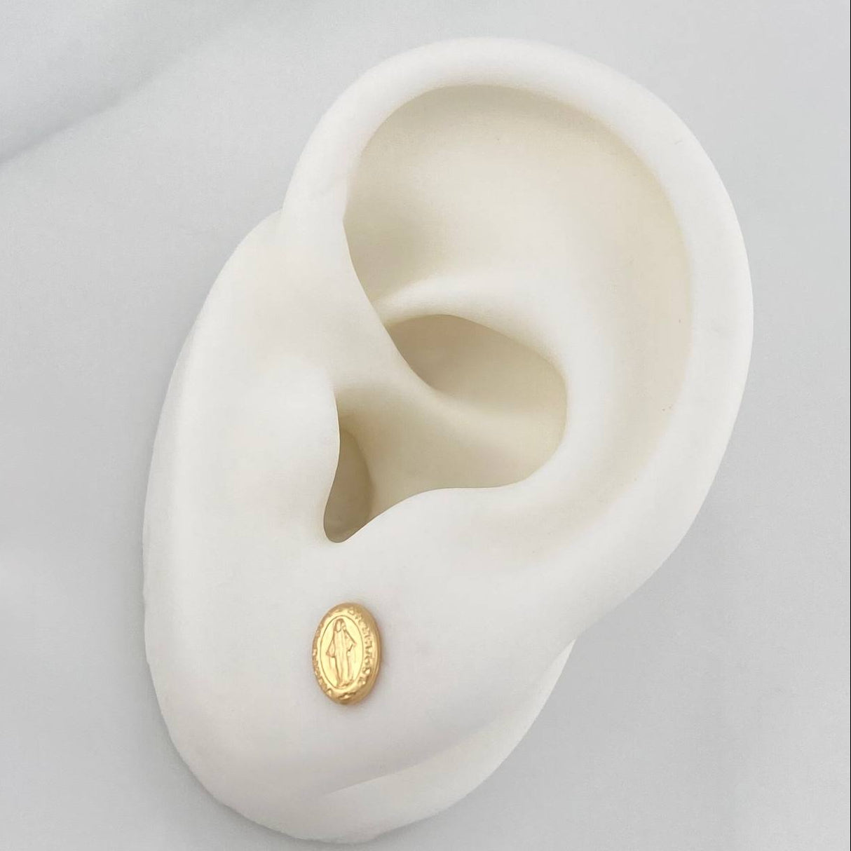 Topos Virgen Milagrosa 0.75 g / 6.2 mm Oro Amarillo 18K