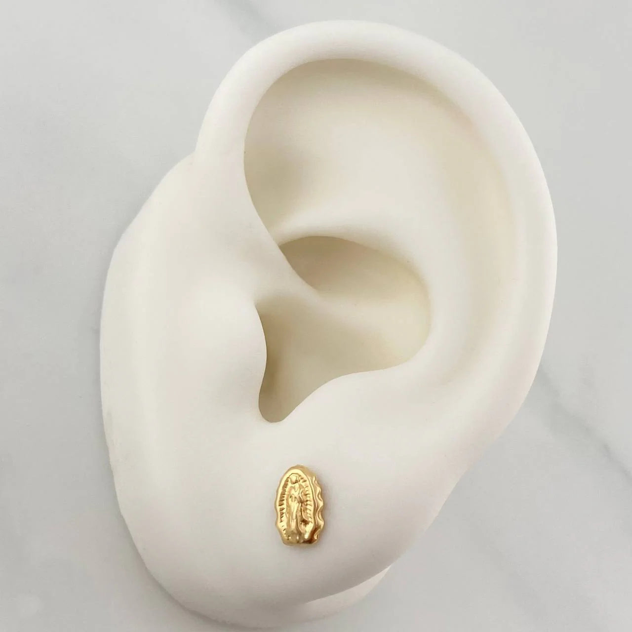Topos Silueta Virgen Guadalupe 0.65 g / 3.65 mm Oro Amarillo 18K