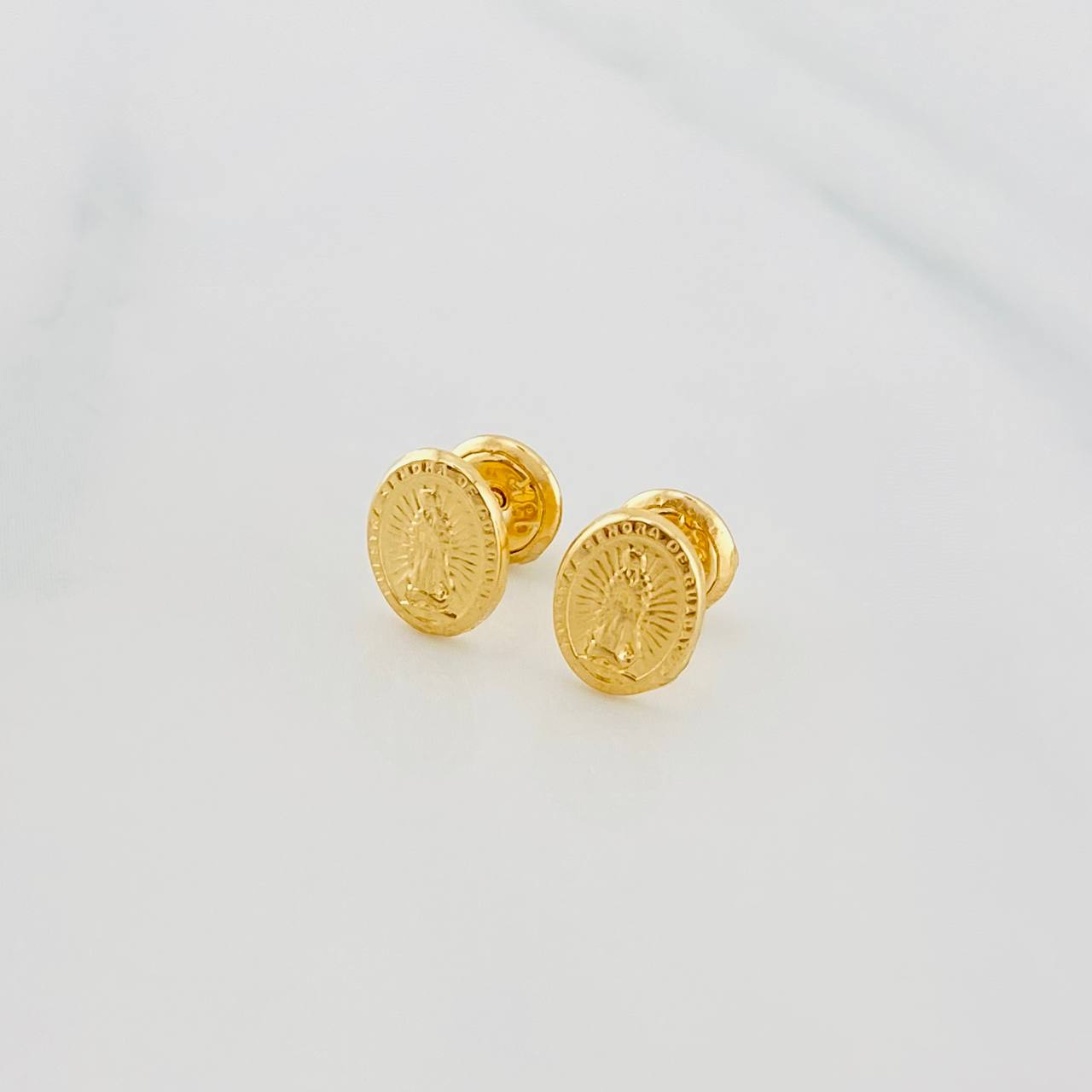 Topos Virgen De Guadalupe 0.7 g / 4 mm Oro Amarillo 18K