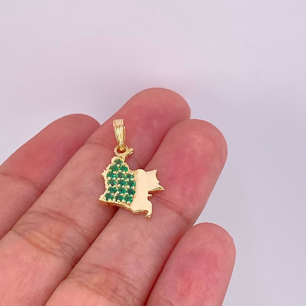 Dije Mapa Esmeraldas 27pts 1.7g / 2.5cm Oro Amarillo 18K