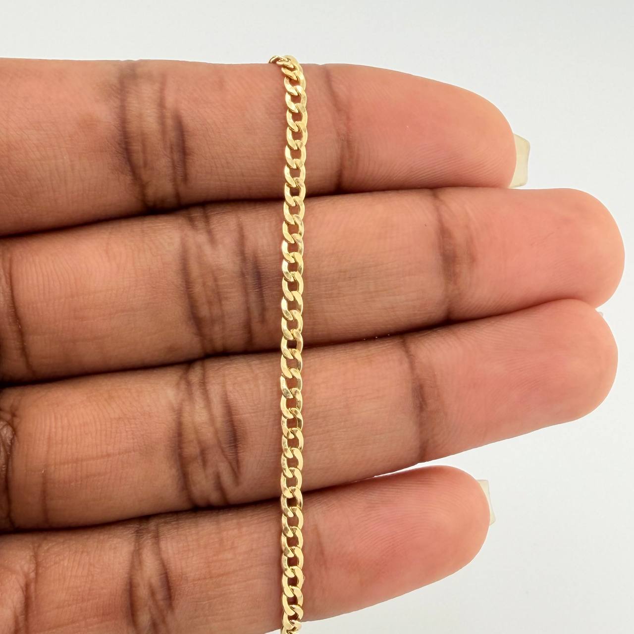 Pulso Cubana 1.55gr / 19.1cm / 2.33mm Oro Amarillo +1 18K $