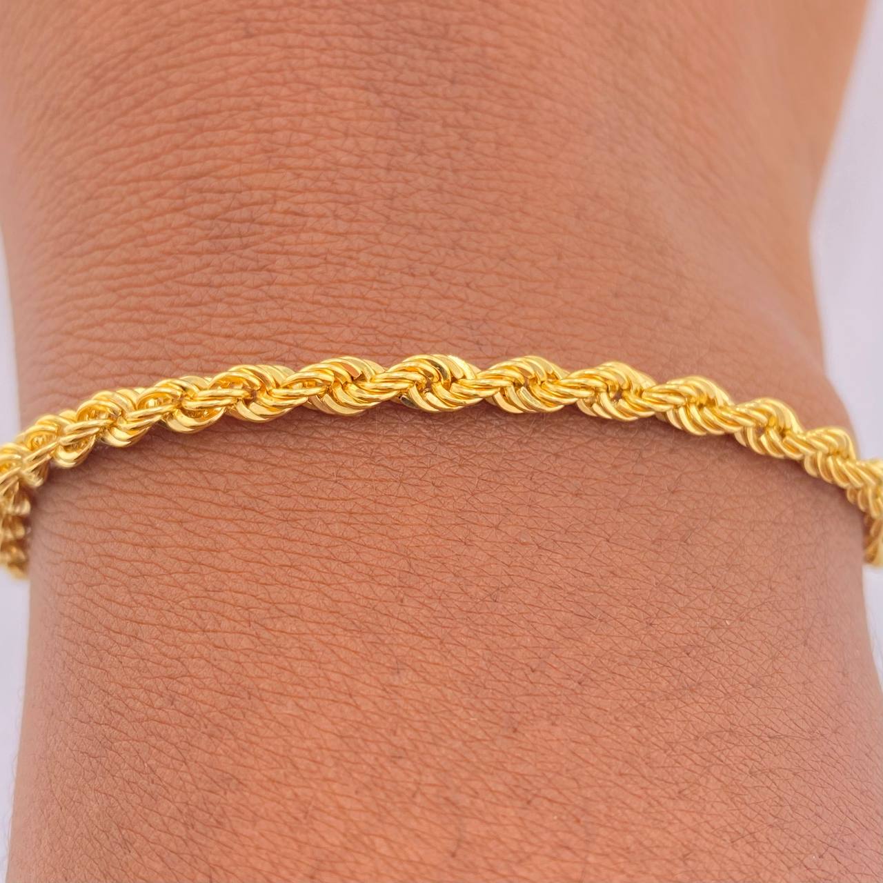 Pulso Lazo 2.8gr / 18.1cm / 3.03mm Oro Amarillo +3 18K $