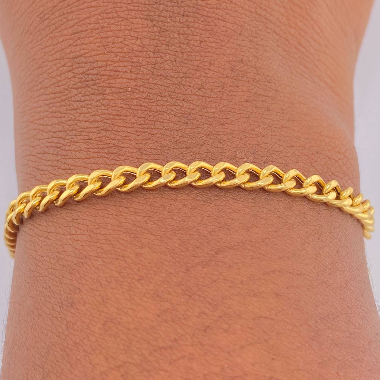 Pulso Cubana 3.8gr / 19.1cm / 3.63mm Oro Amarillo +1 18K $