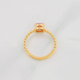 Anillo Solitario Bisel Moisanita 1 Qts 2.25g / T6 1/4 Oro Amarillo 18K