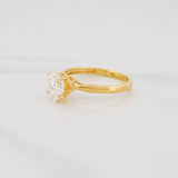 Anillo Solitario Gota Moisanita 50 Pts 2.75g / T7 1/4 Oro Amarillo 18K