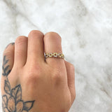 Anillo Correa Rustica Intercaladas 2.3gr / T7 / Circones Blancos Oro Amarillo 18K ©