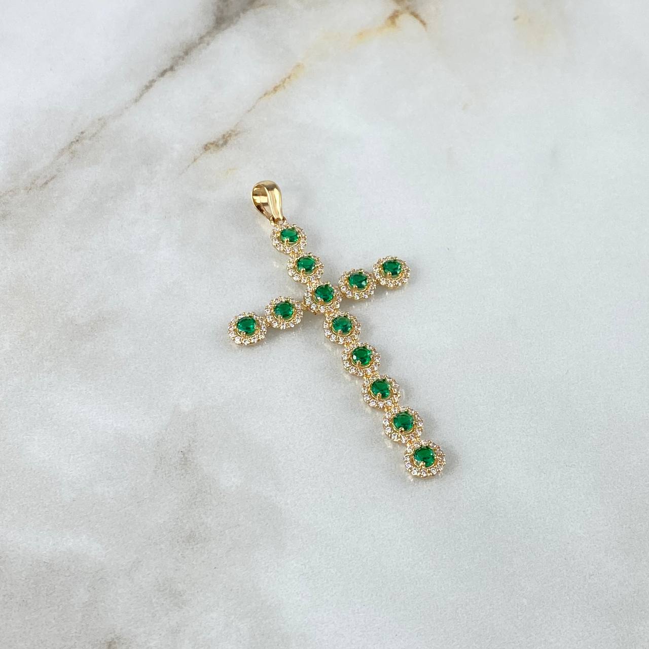 Dije Cruz Tupida 4.5gr / 6cm / Circones Blancos Verdes Oro Amarillo ©