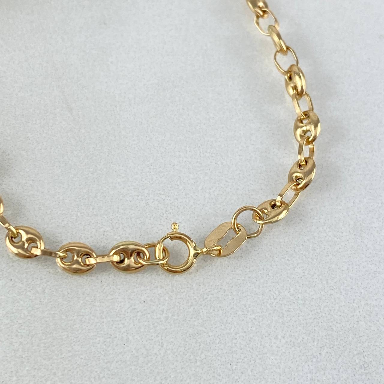 Pulso GC 1.7gr / 14cm / 3mm Placa Bebe Nube Angel Oro Amarillo ©