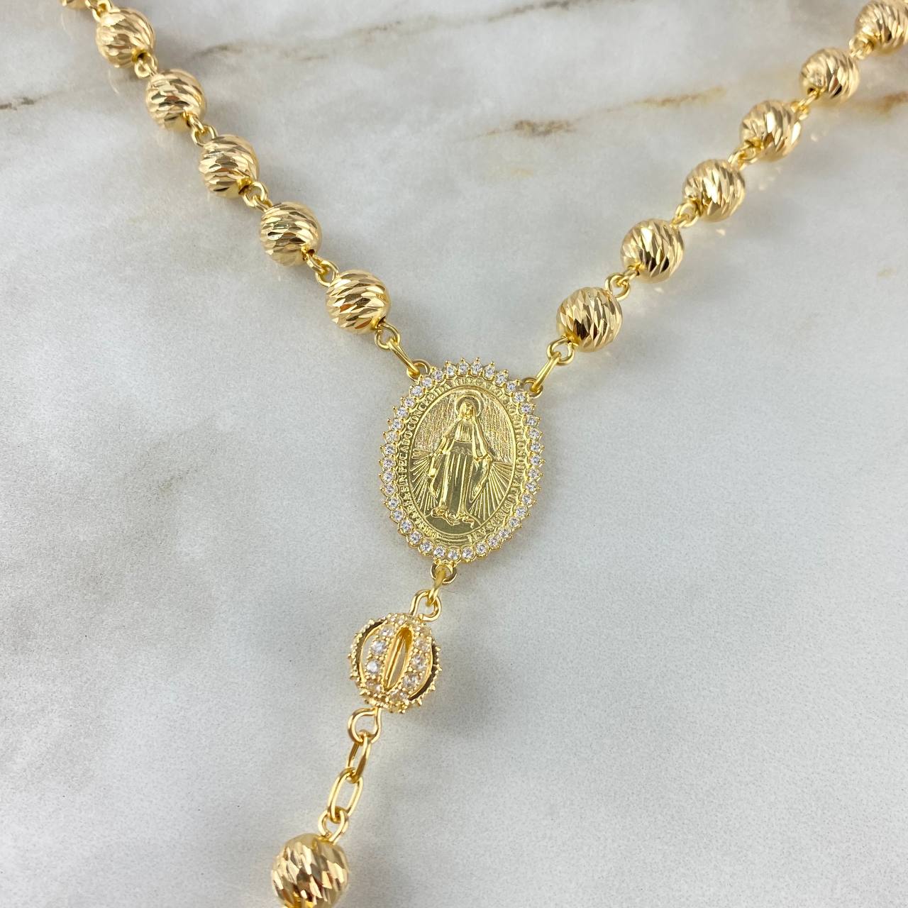 Rosario Virgen Milagrosa 47.85gr / 70cm / 7-9mm Bolas diamantadas circones Blancos Oro Amarillo ©