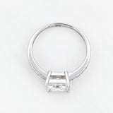 Anillo Cuatro Garras Moisanita 83 Pts 2.3g / T6 1/4 Oro Blanco 18K