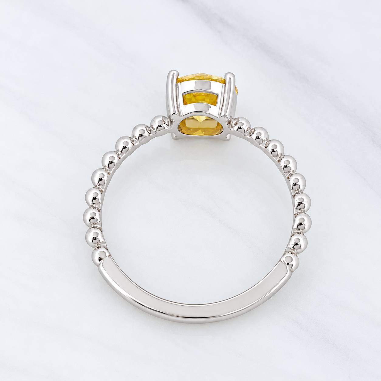 Anillo Solitario Bisel Moisanita 1 Qts 2.2g / T5 3/4 Oro Blanco 18K