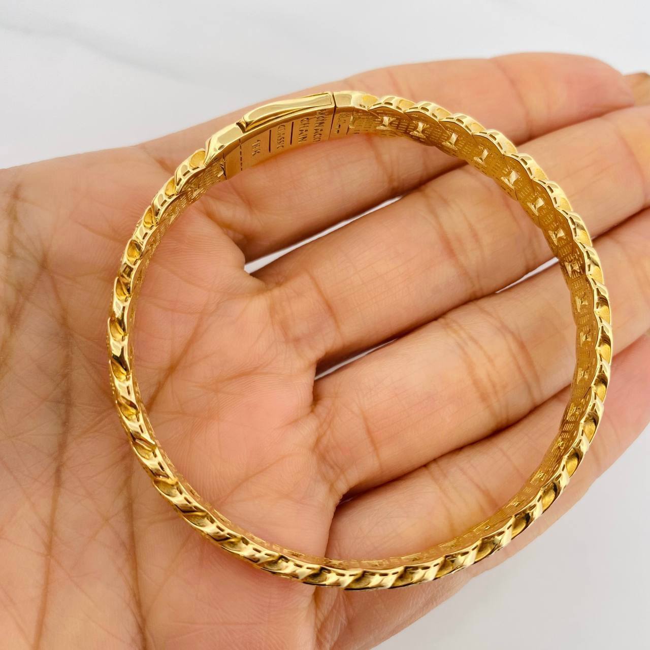 Pulso Cubano Infinito Diamantado 14.15g / 19cm / 8.17mm Oro Amarillo 18K