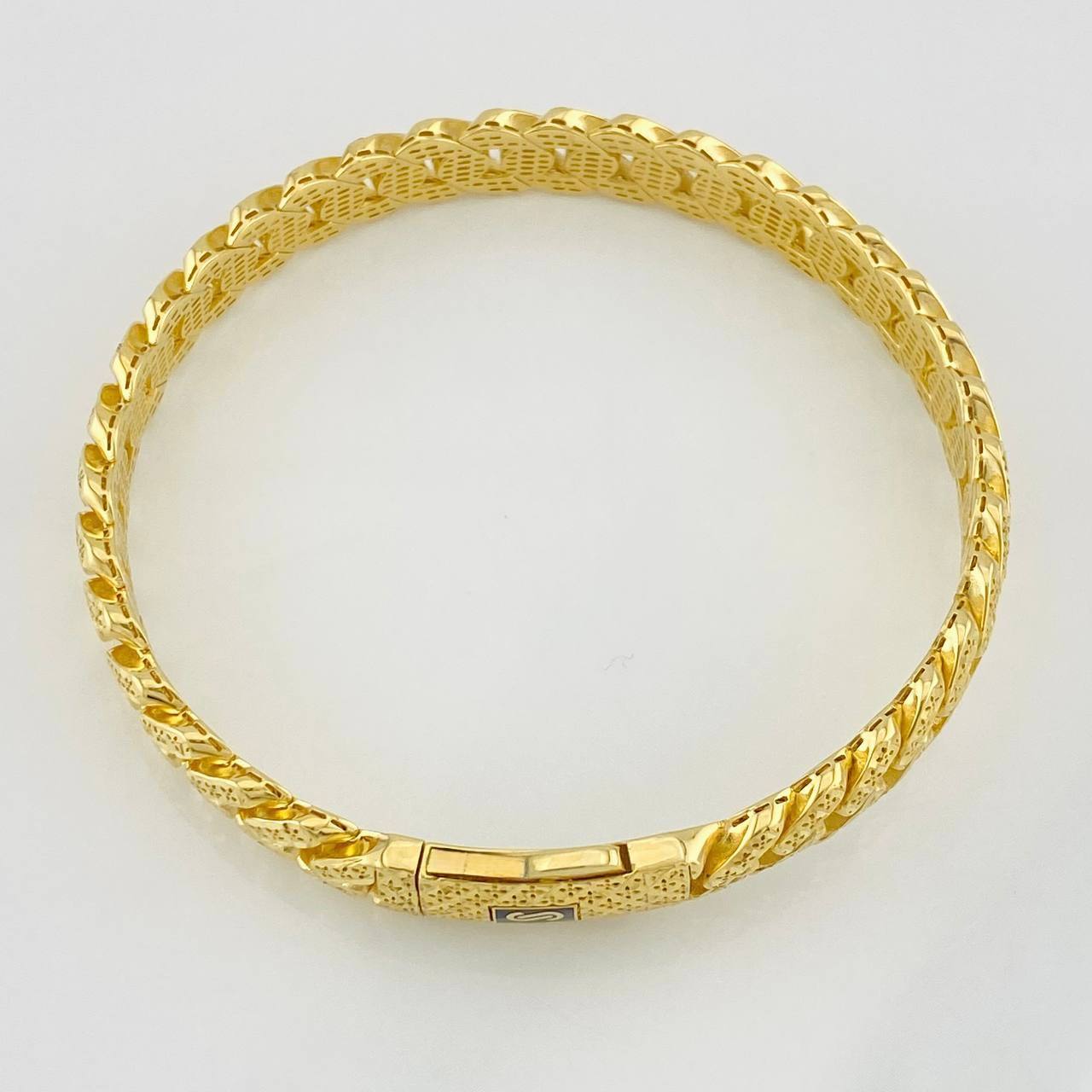 Pulso Cubano Infinito Diamantado 14.15g / 19cm / 8.17mm Oro Amarillo 18K