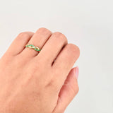 Anillo Entrelazado Esmeraldas 25pts 3.05g / T5 3/4 Oro Amarillo 18K