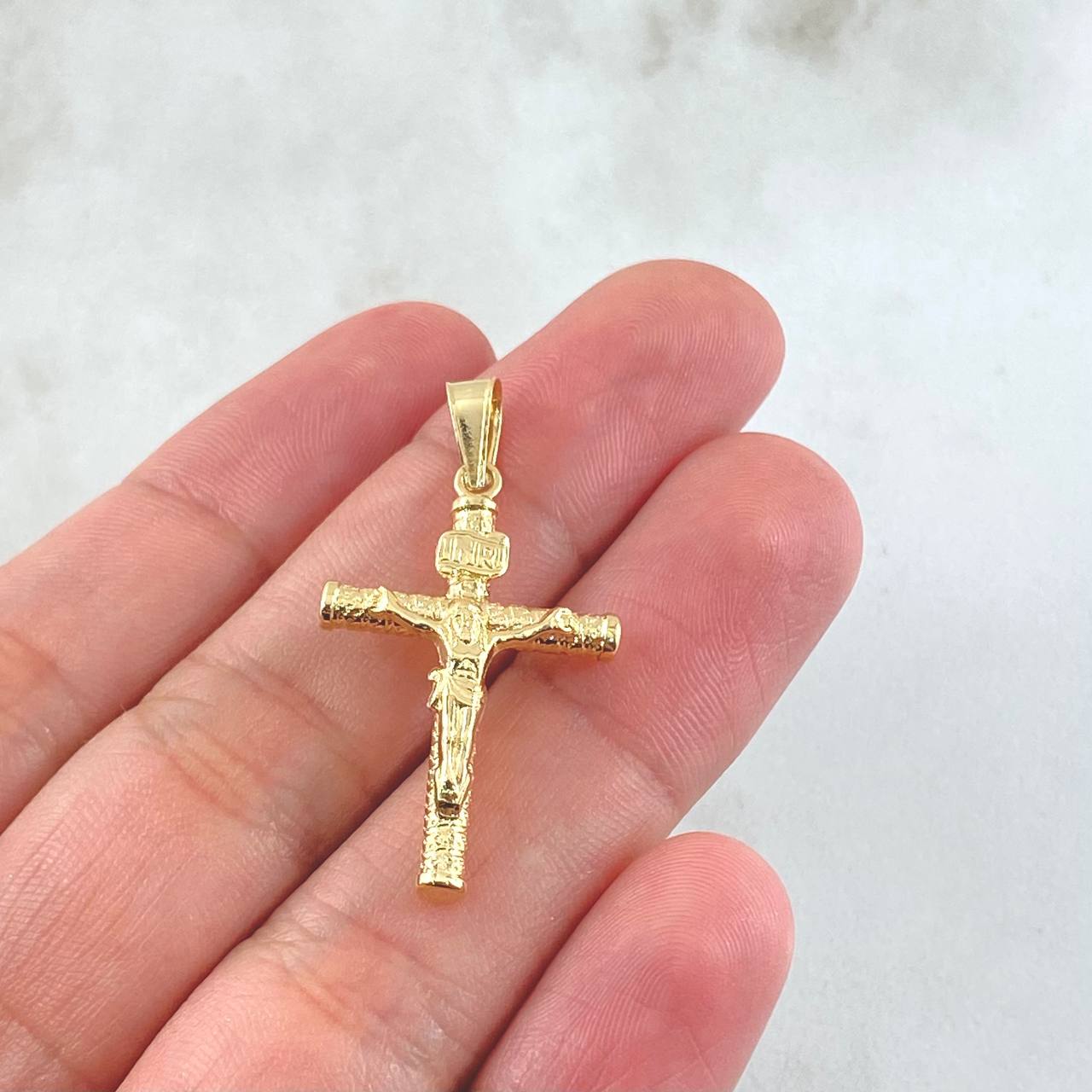Dije Cruz Cristo 1.2gr / 3.6cm / Oro Amarillo 18K