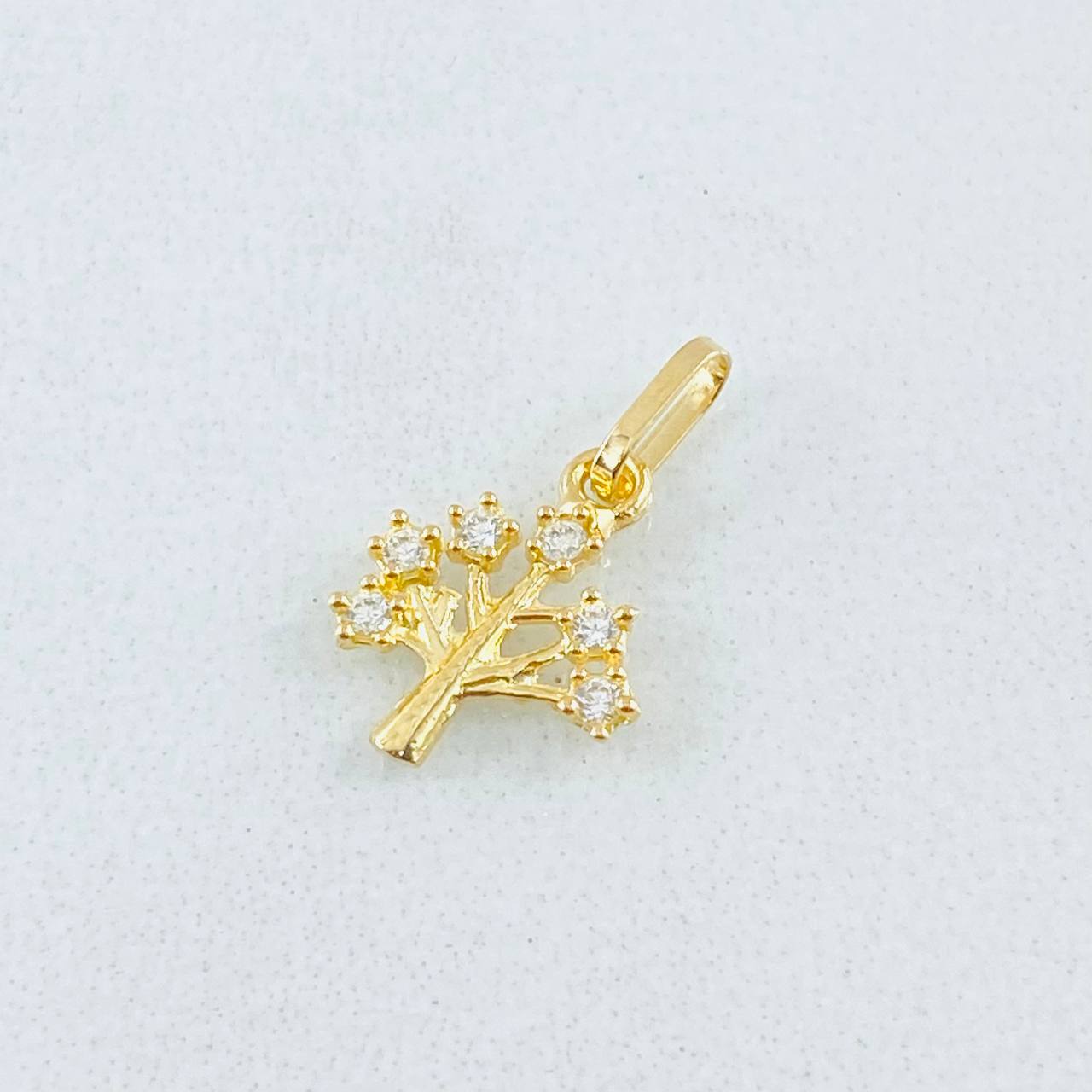 Dije Arbol 0.4gr / 1.5cm / Oro Amarillo 18K
