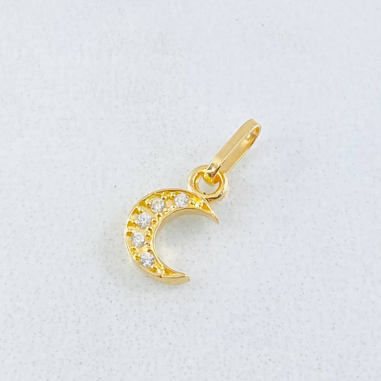 Dije Luna 0.3gr / 1.3cm / Oro Amarillo 18K