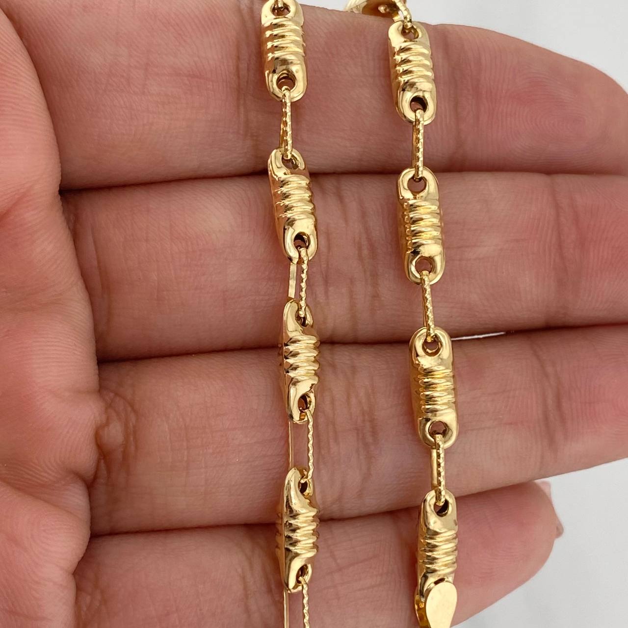 Pulso Rustico Barril 4.55 g / 20 cm / 3.9 mm Oro Amarillo 18K
