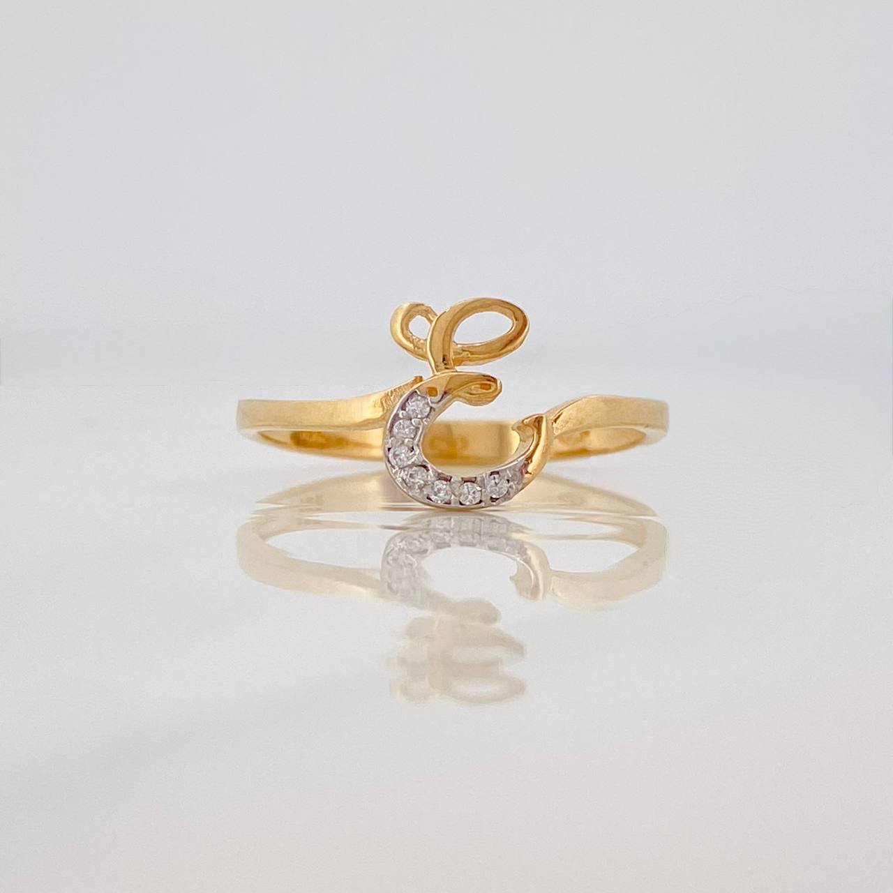 Anillo Letra e 1.75g / TT8 Dos Oros Amarillo Blanco 18K