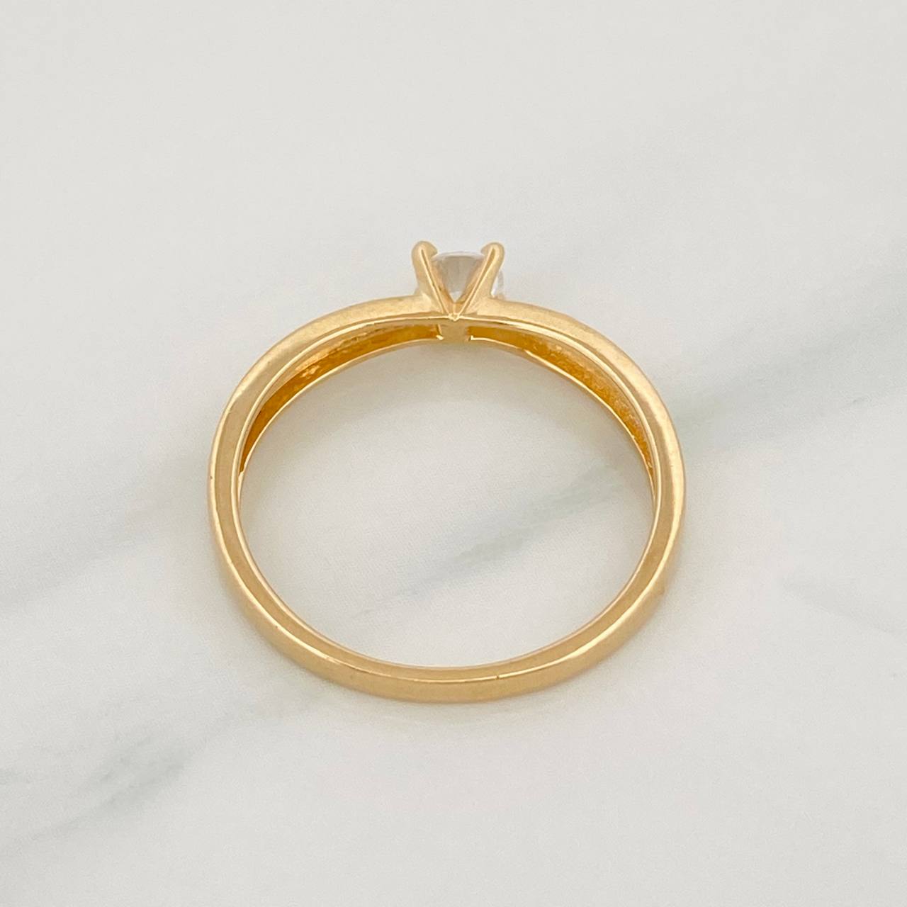 Anillo Solitario 2.2g / TT7 3/4 Oro Amarillo 18K