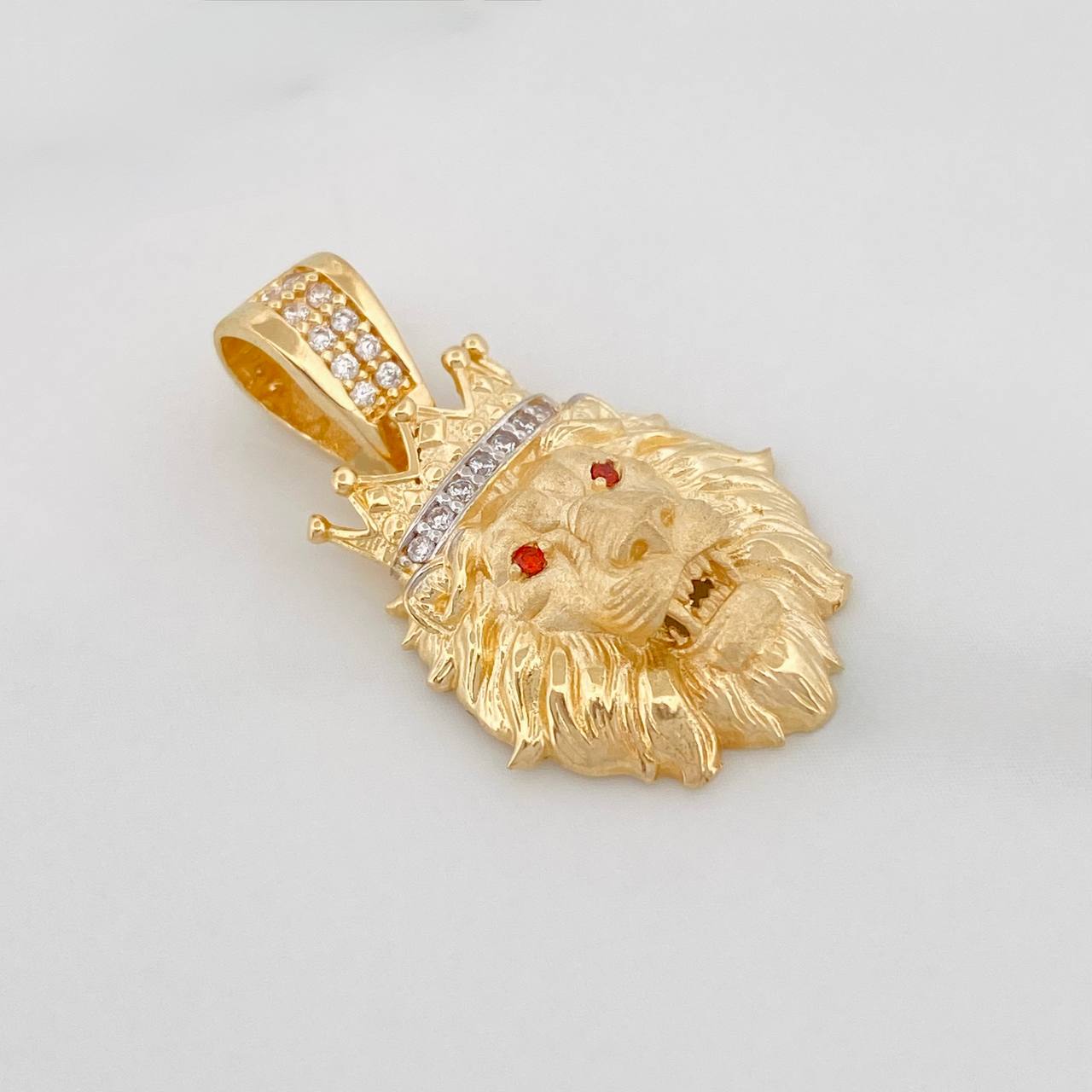 Dije León 3.7g / 2.6cm Dos Oros Amarillo Blanco 18K
