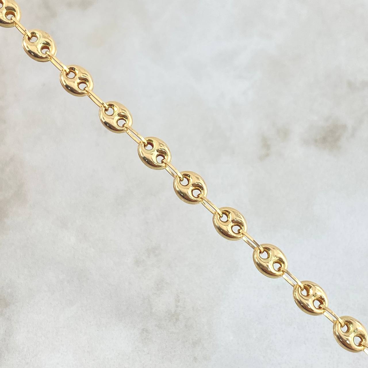 Pulso GC 3.15gr / 18cm / 4mm Liso Oro Amarillo 18K *