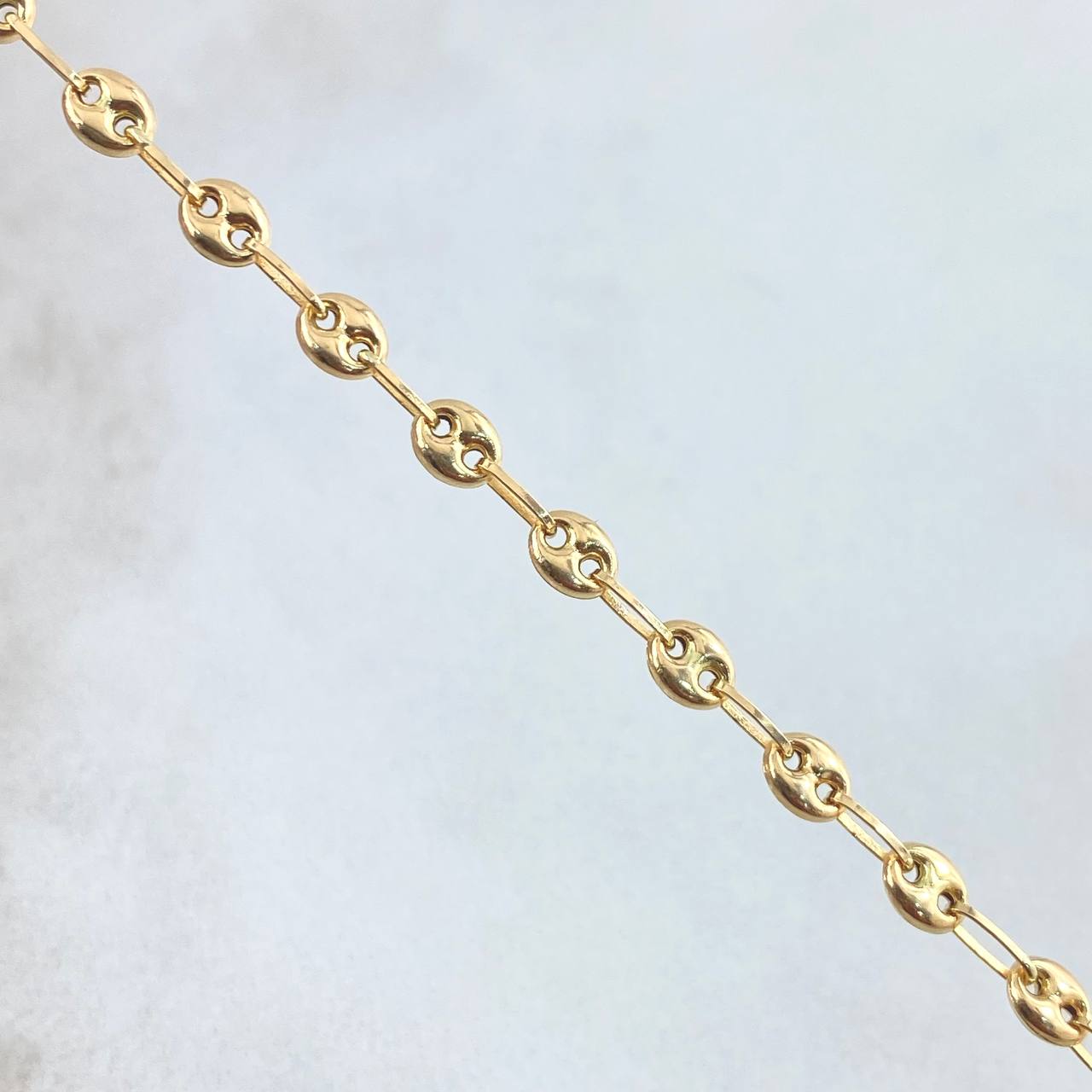 Pulso GC 2.7gr / 18cm / 4.1mm Liso Oro Amarillo 18K