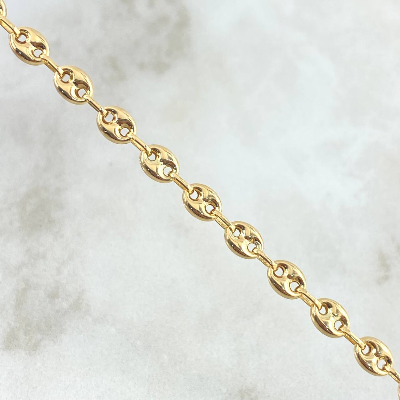 Pulso GC 3.95gr / 17cm / 5.6mm Liso Oro Amarillo 18K