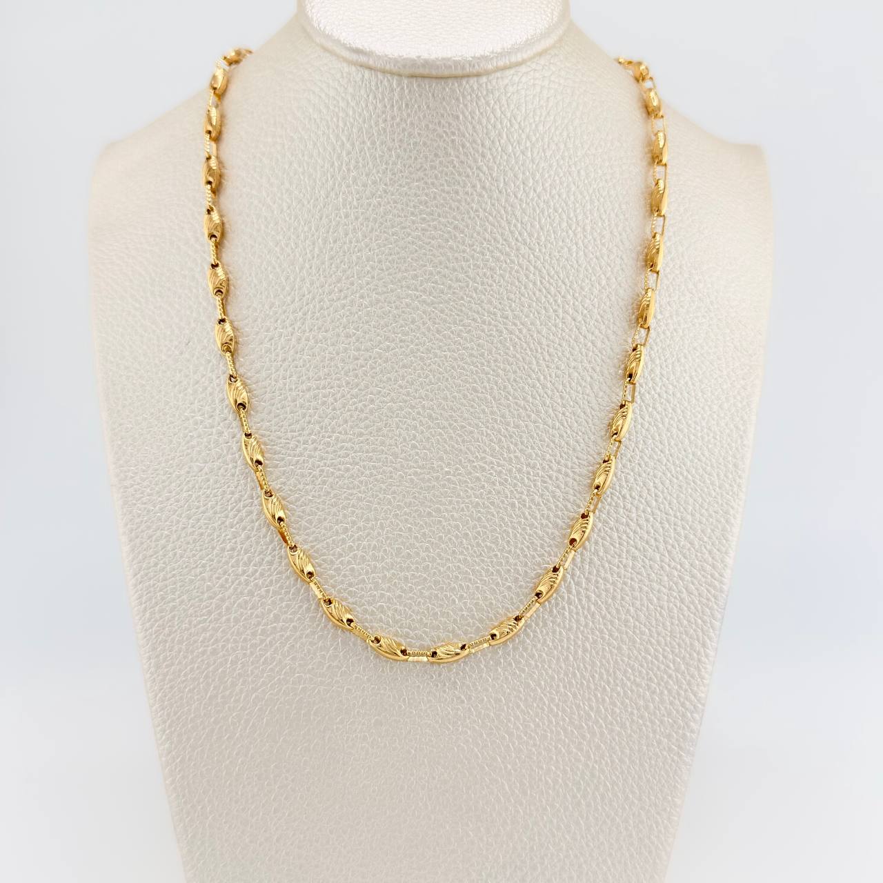 Cadena GC 11.7gr / 64.3cm / 3.3mm Oro Amarillo 18K %