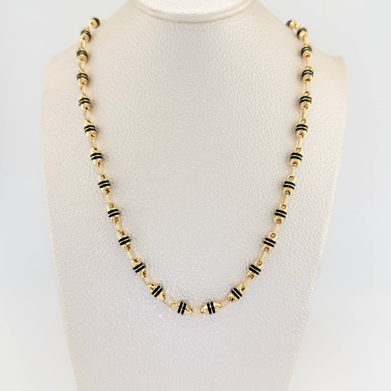 Cadena Rustica Barril 12.1 g / 52 cm / 4.4 mm Oro Amarillo 18K