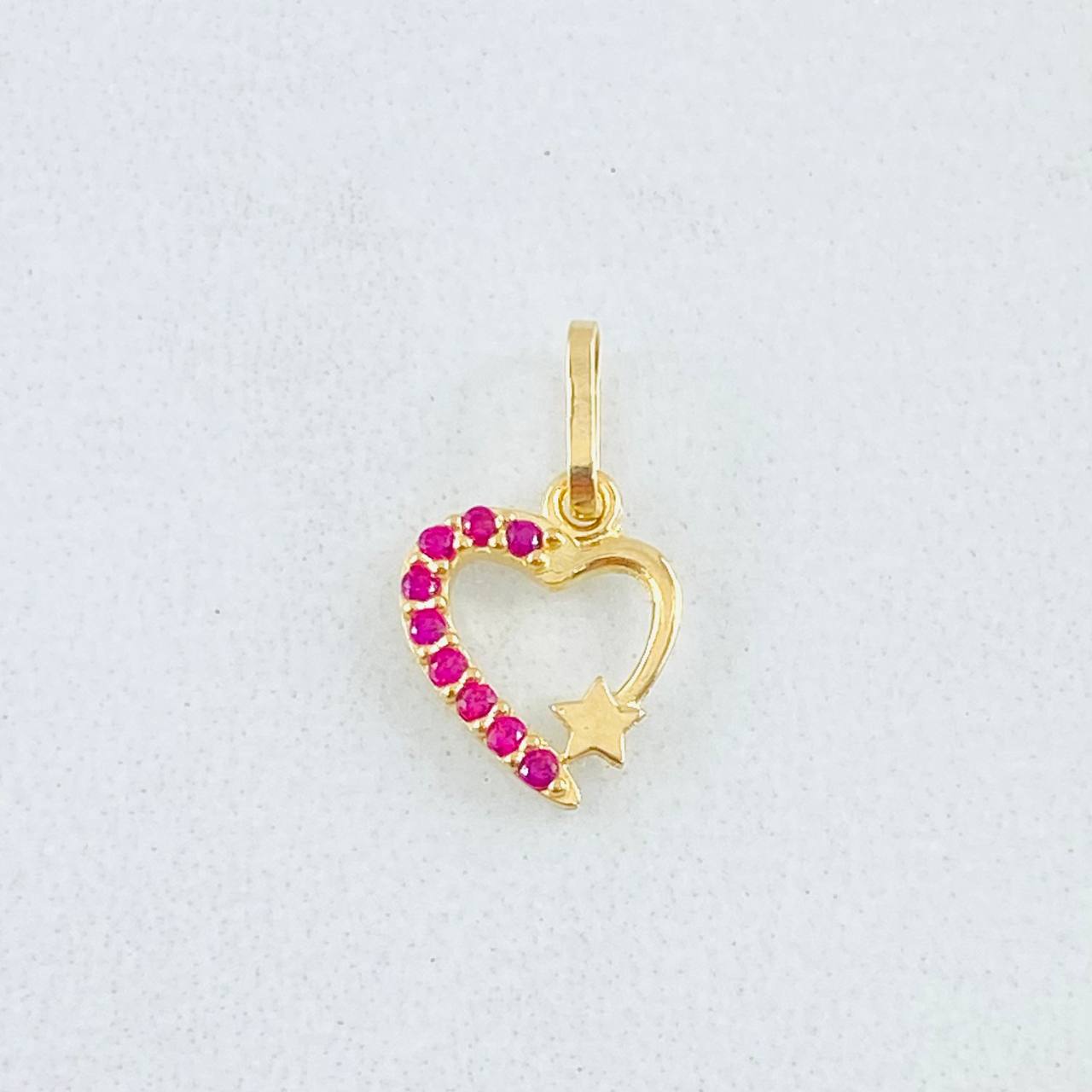Dije Corazón Estrella 0.35gr / 1.3cm / Oro Amarillo 18K