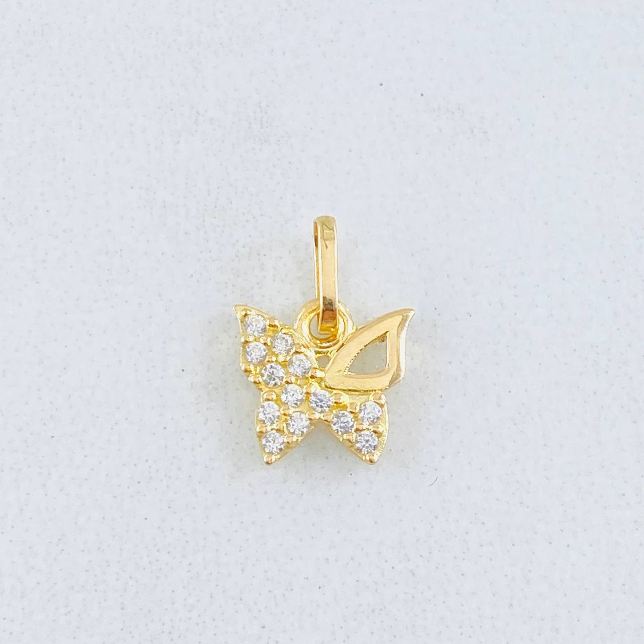 Dije Mariposa 0.4gr / 1.1cm / Oro Amarillo 18K ©