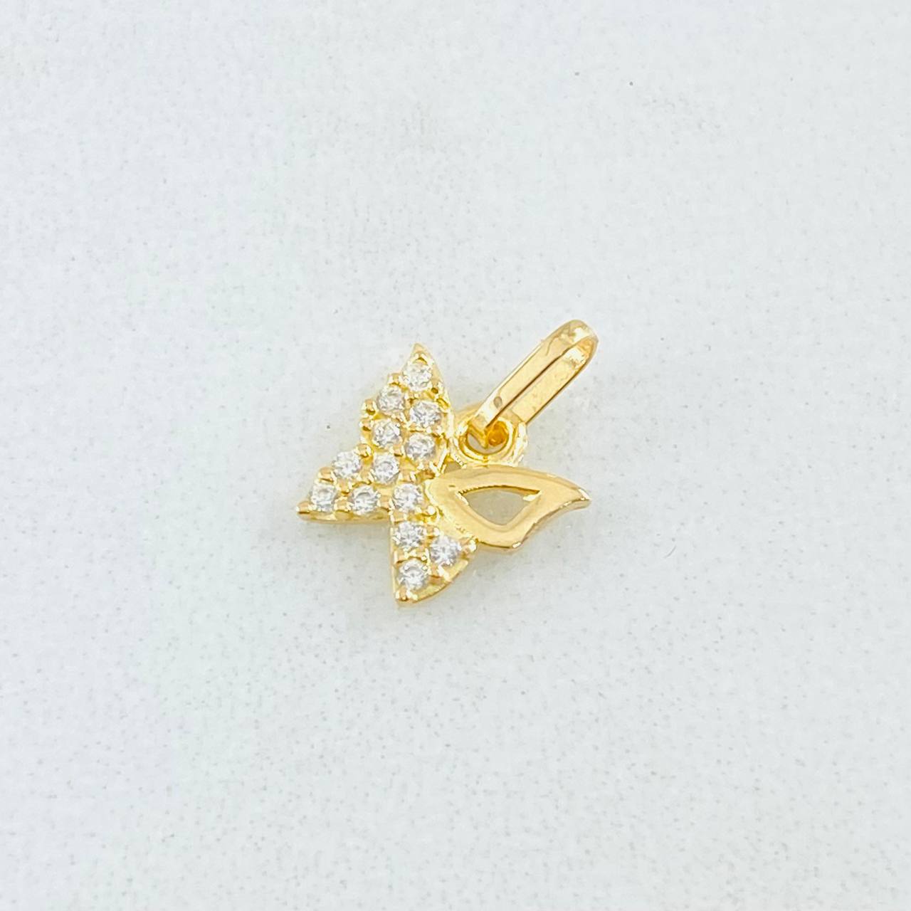 Dije Mariposa 0.4gr / 1.1cm / Oro Amarillo 18K ©