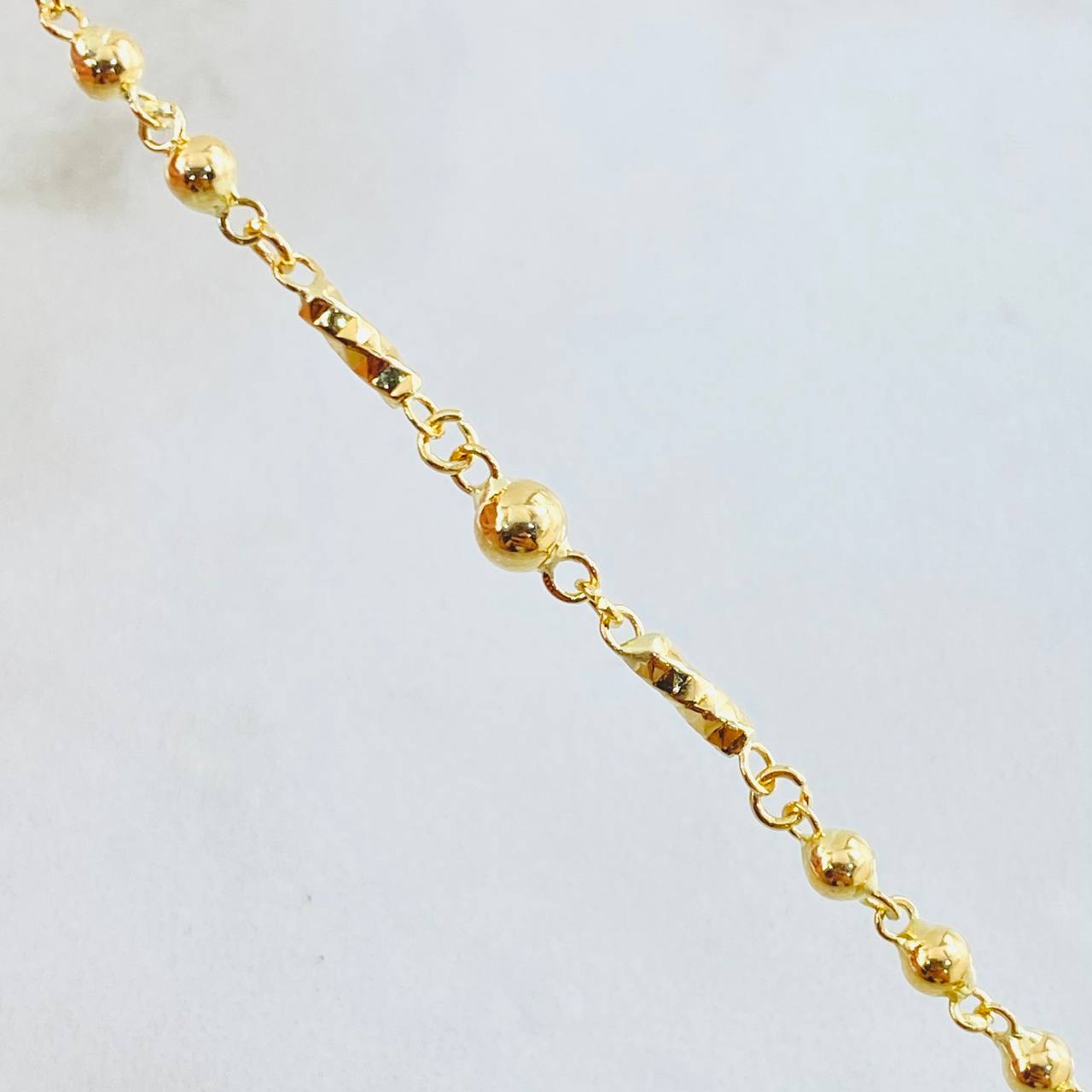 Rosario Virgen Milagrosa 8.4gr / 45cm / Oro Amarillo 18K ©