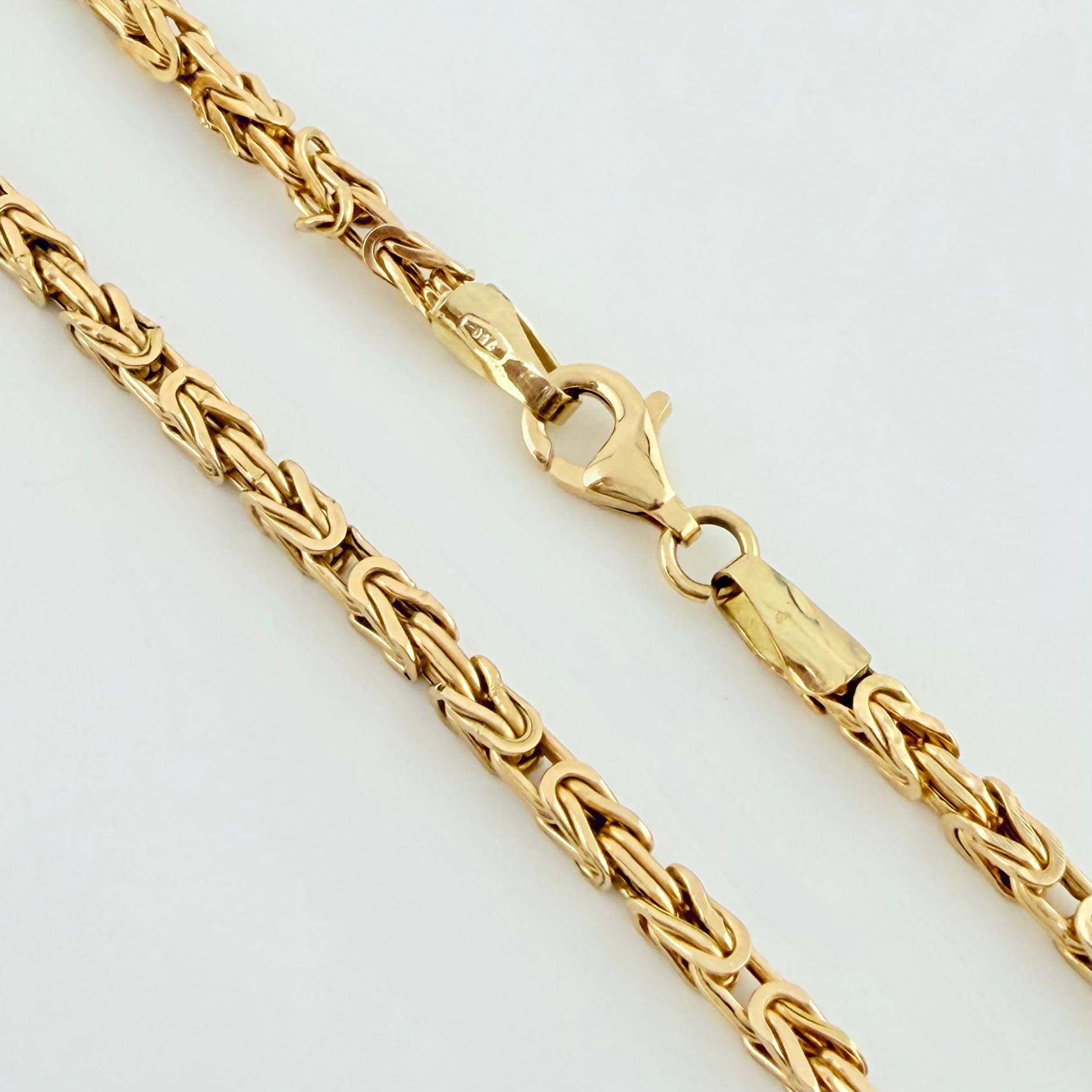 Cadena Peruana 9.1gr / 50cm / 2.3mm Oro Amarillo +3 18K ©