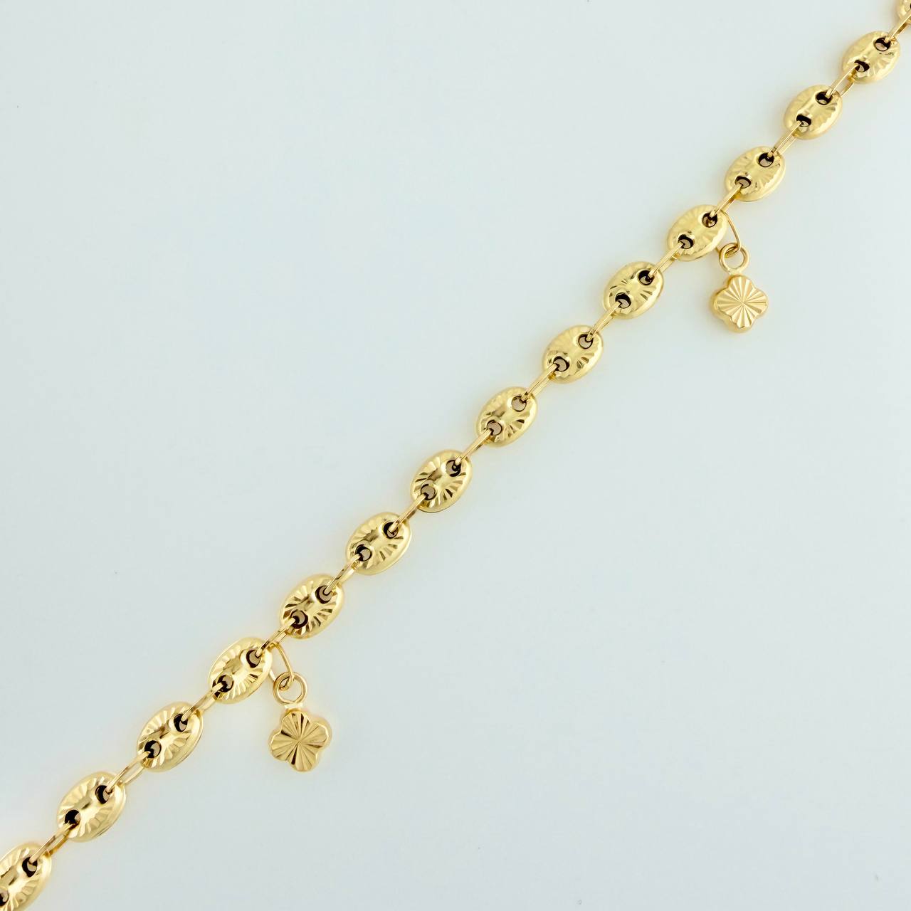 Tobillera GC 6.8gr / 25.8cm / 5.01mm Oro Amarillo 18K $