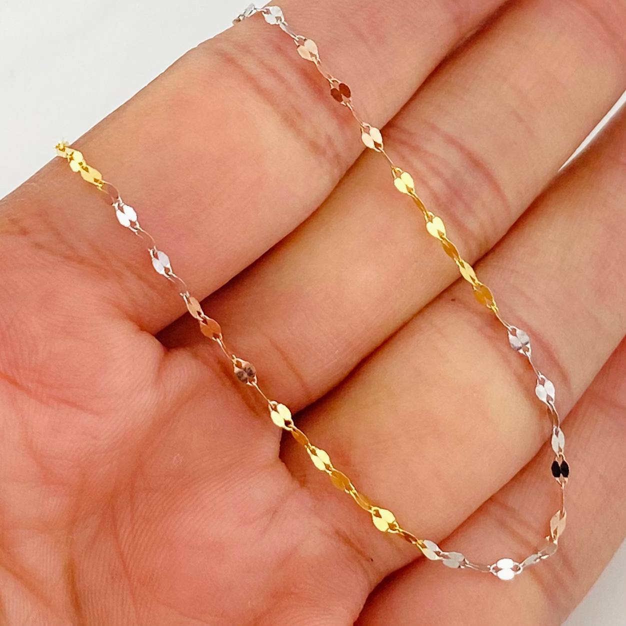 Cadena Flor Espejo 1g / 45cm / 2mm Tres Oros 18K