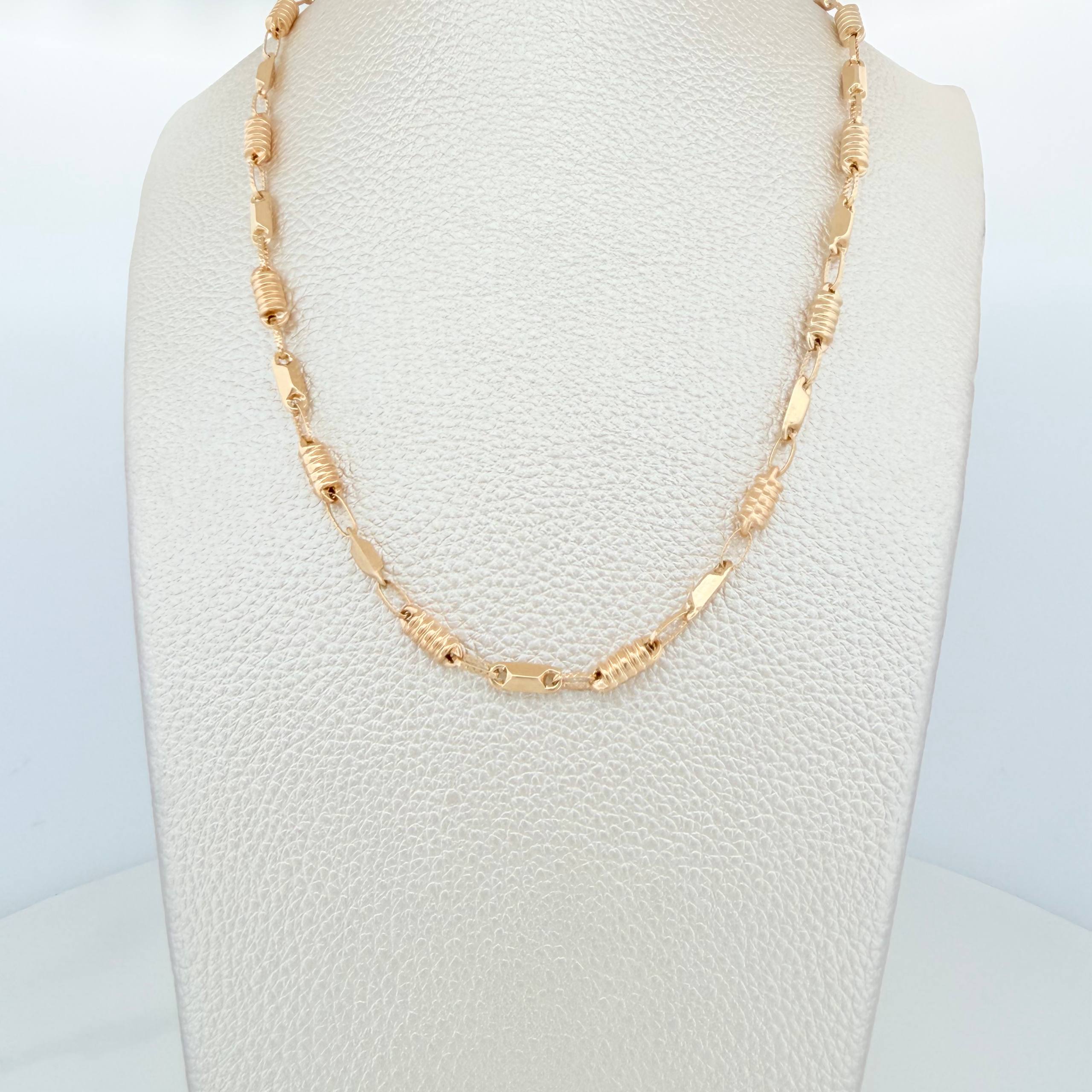 Cadena Rustica tornillo 11.6g / 61.5cm / 3mm Oro Amarillo 18K