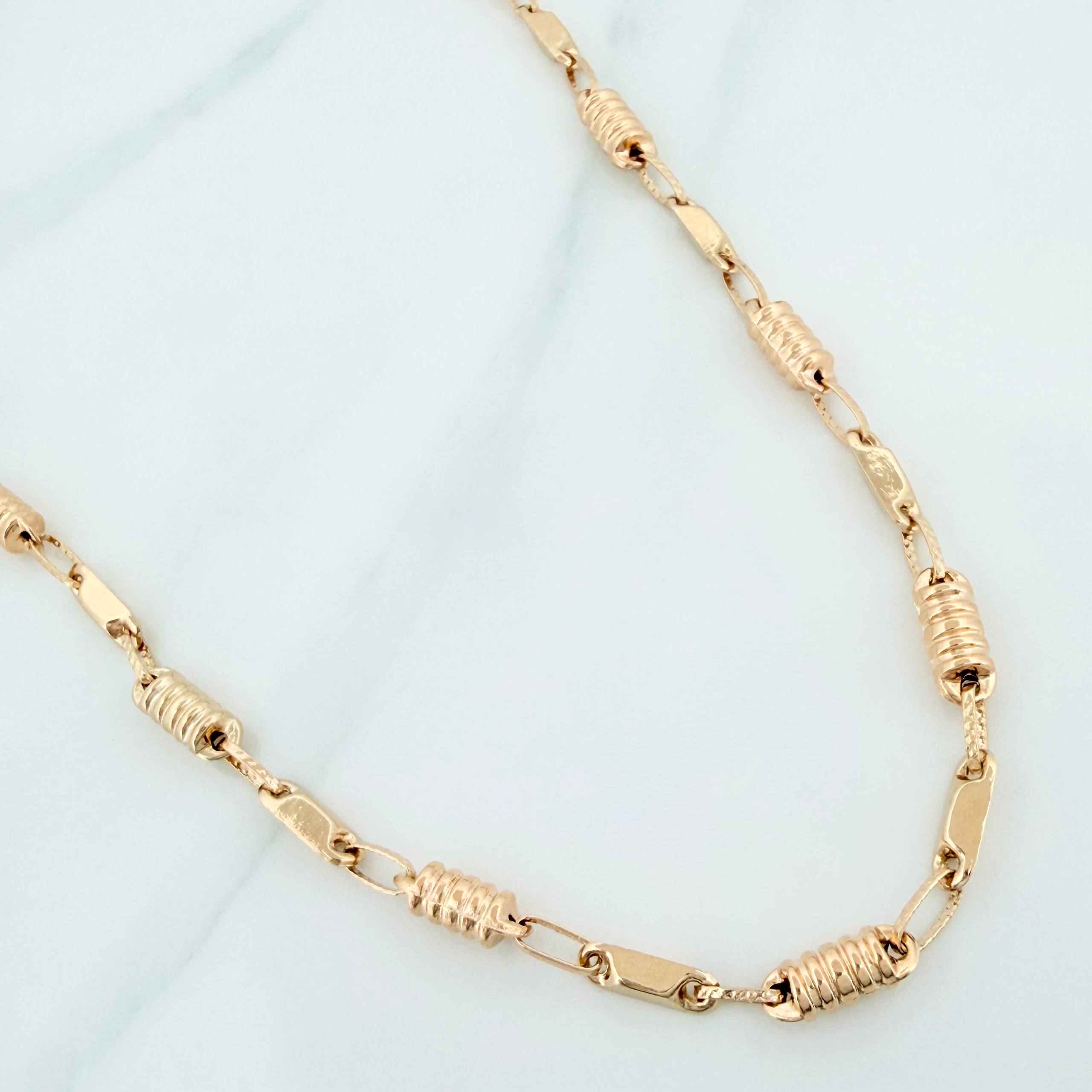 Cadena Rustica tornillo 11.6g / 61.5cm / 3mm Oro Amarillo 18K