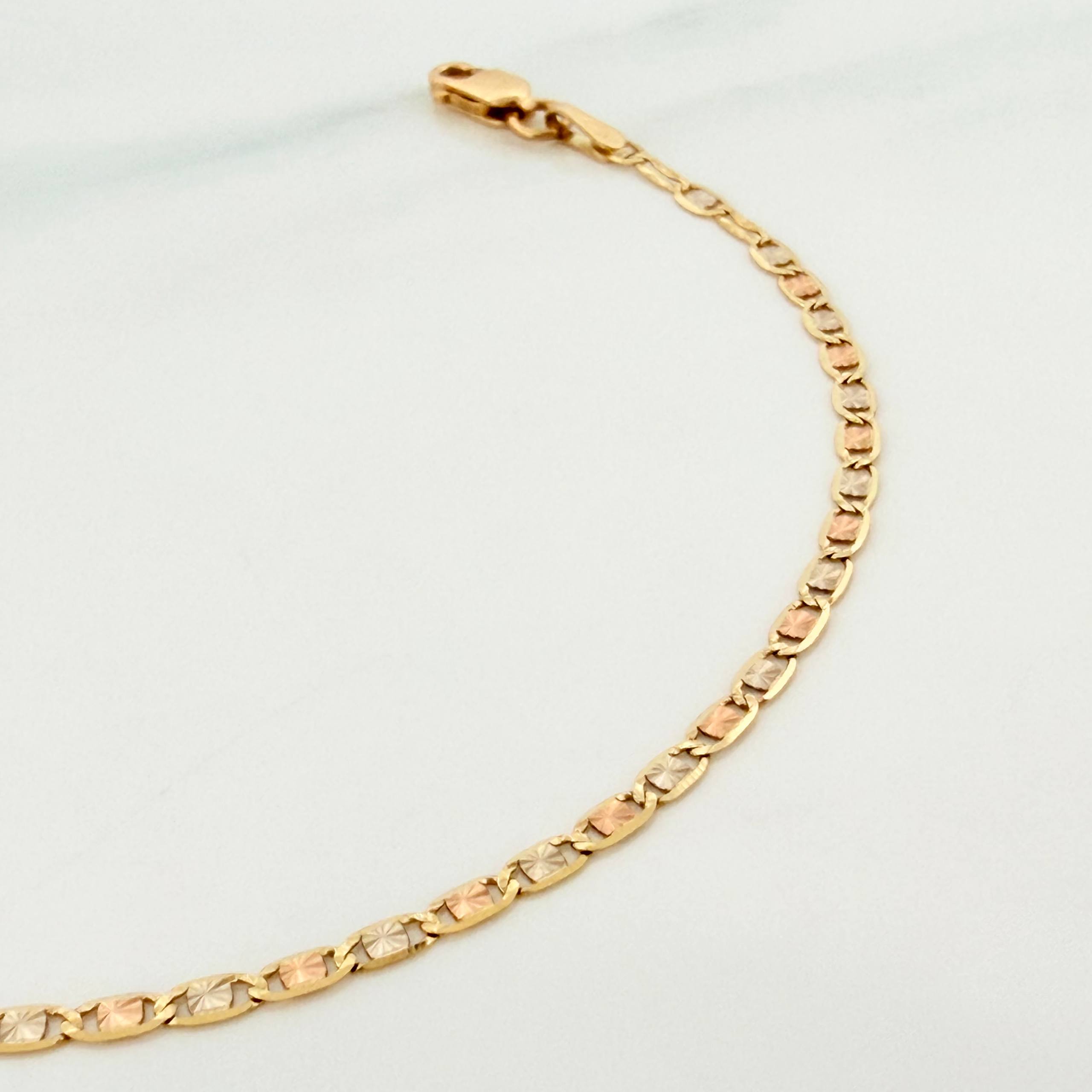 Pulso Escalera plana 1.45g / 18.5cm / 1.8mm Tres Oros 18K