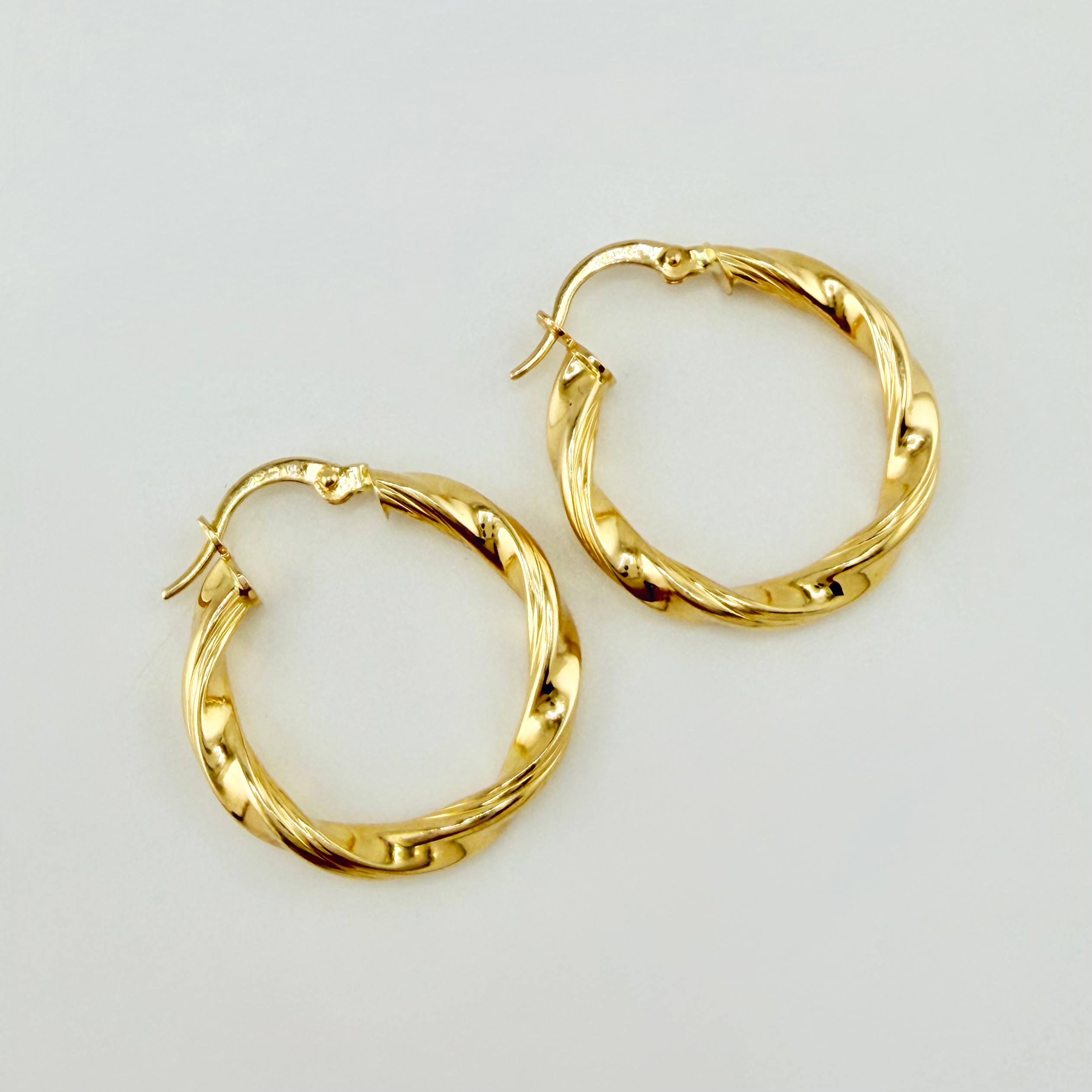 Candongas Mai 2.3gr / 2.5cm / Oro Amarillo 18K *