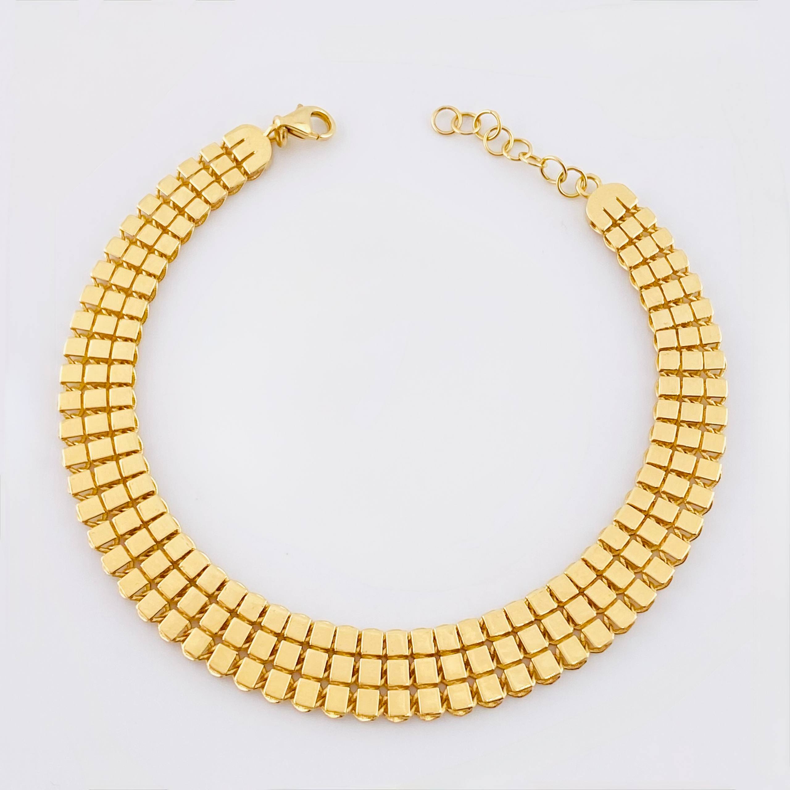 Pulso Cuadros Triple Espiga 9gr / 18.5cm-19.5cm / 8.9mm Oro Amarillo 18K