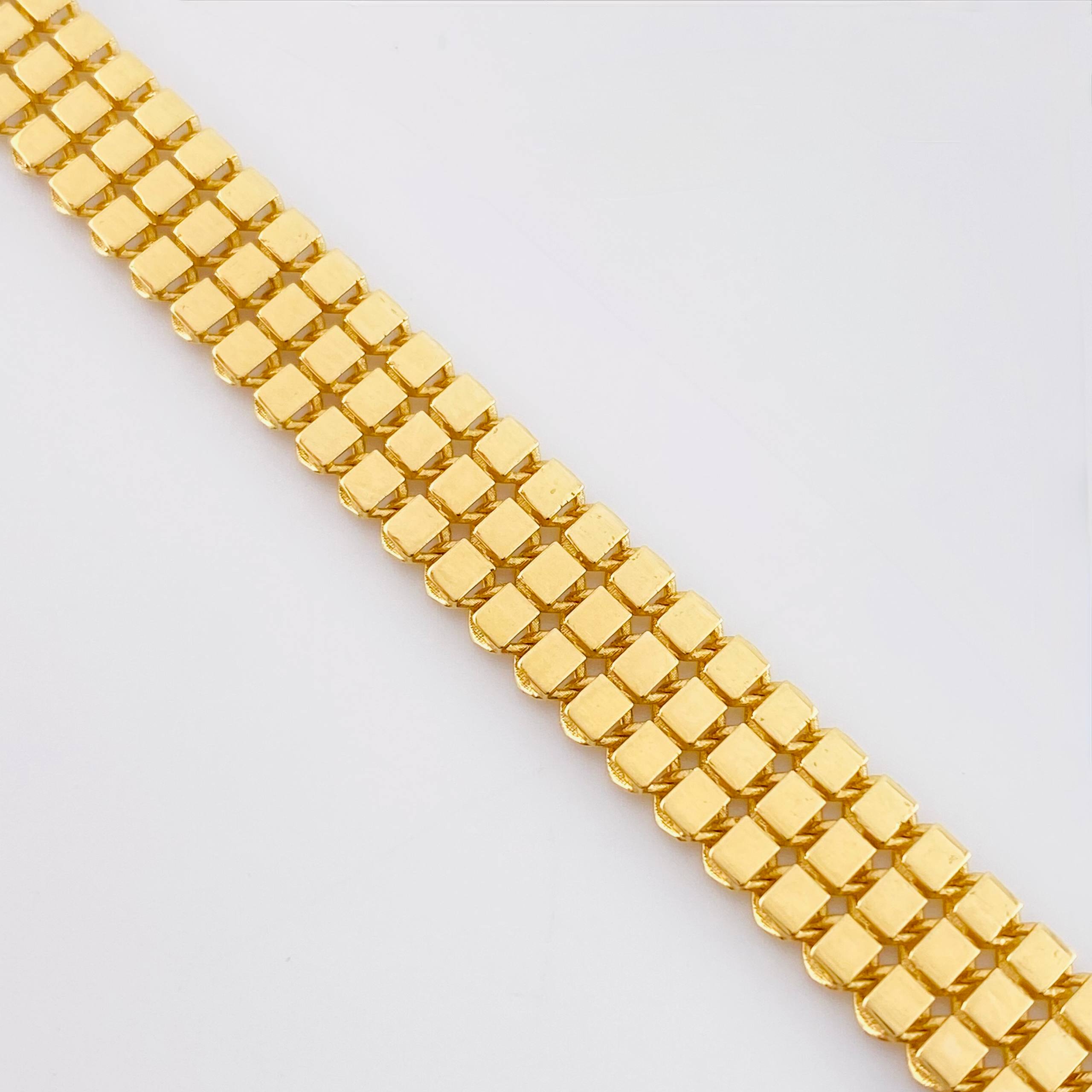 Pulso Cuadros Triple Espiga 9gr / 18.5cm-19.5cm / 8.9mm Oro Amarillo 18K