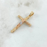 Dije Crúz Cristo Espiral Amplia 4.1gr / 4cm / Circones Blancos Tres Oros 18K