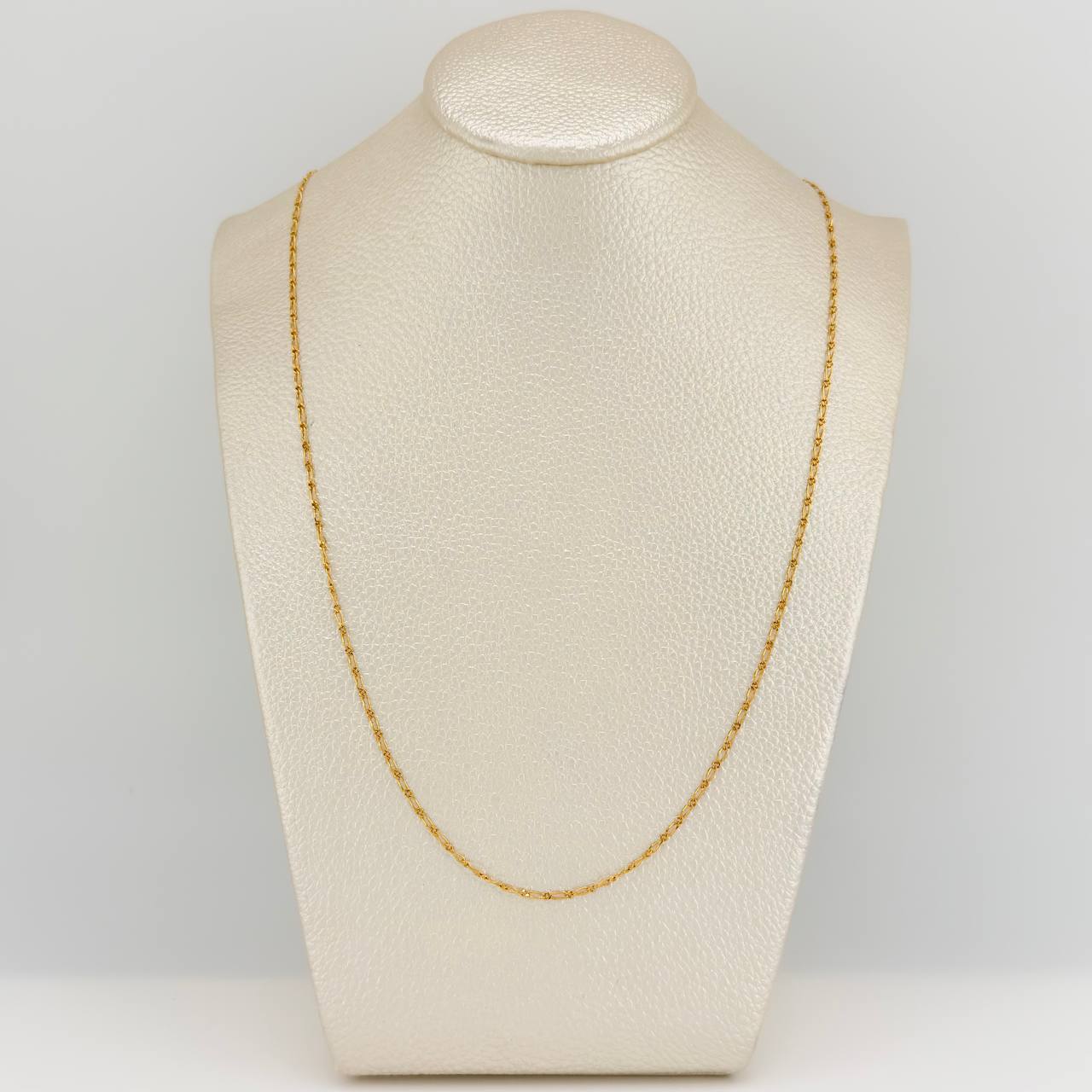 Cadena Figaro Seguido  2.5gr / 60.9cm / 1.43mm Oro Amarillo +1 18K $