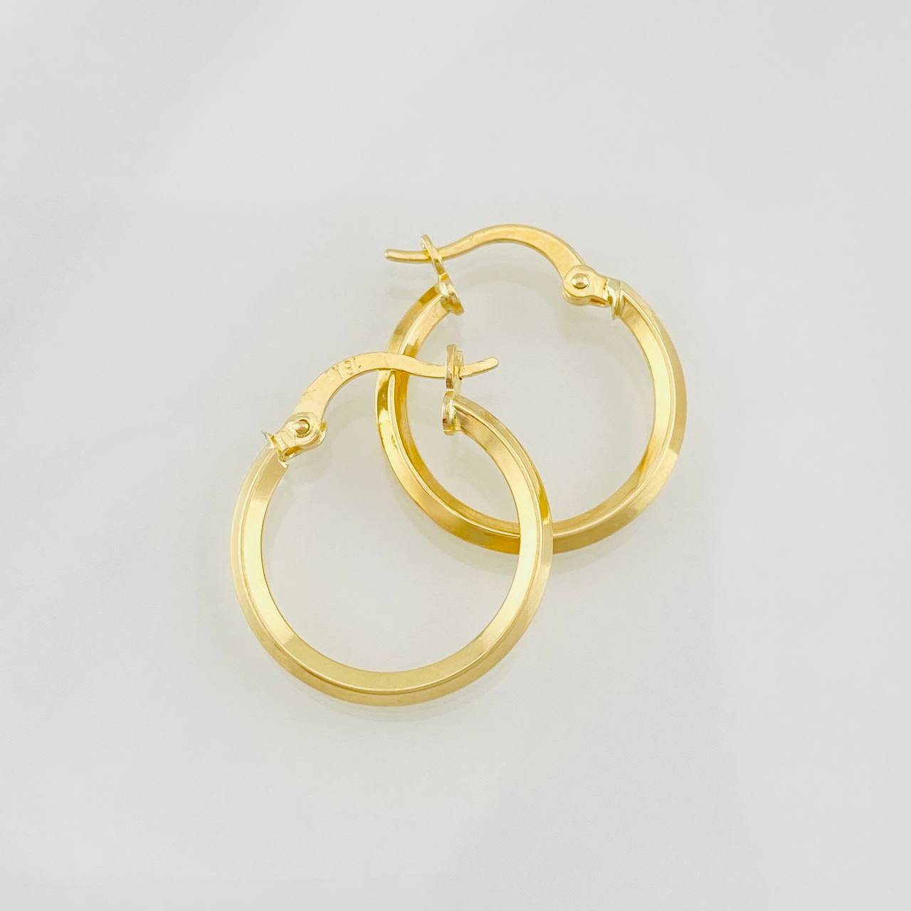 Candongas Clau 1.1g / 2cm Oro Amarillo 18K