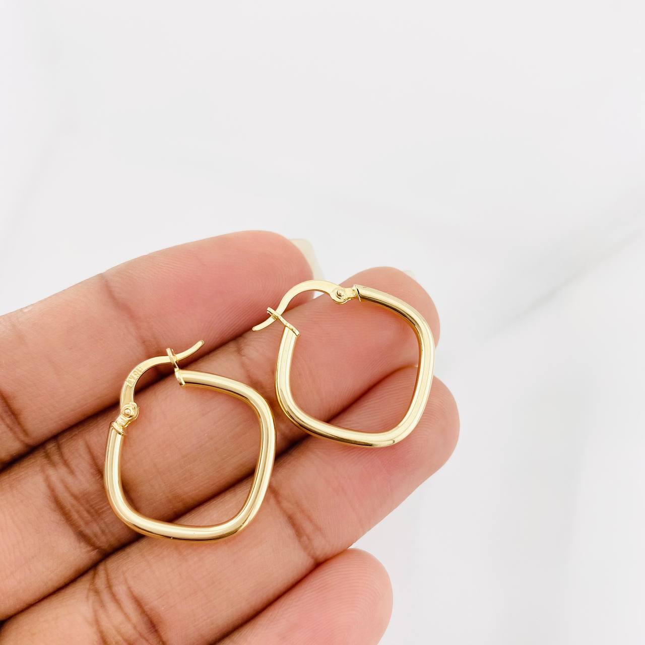 Candongas Rombo 1.45g / 2.3cm Oro Amarillo 18K