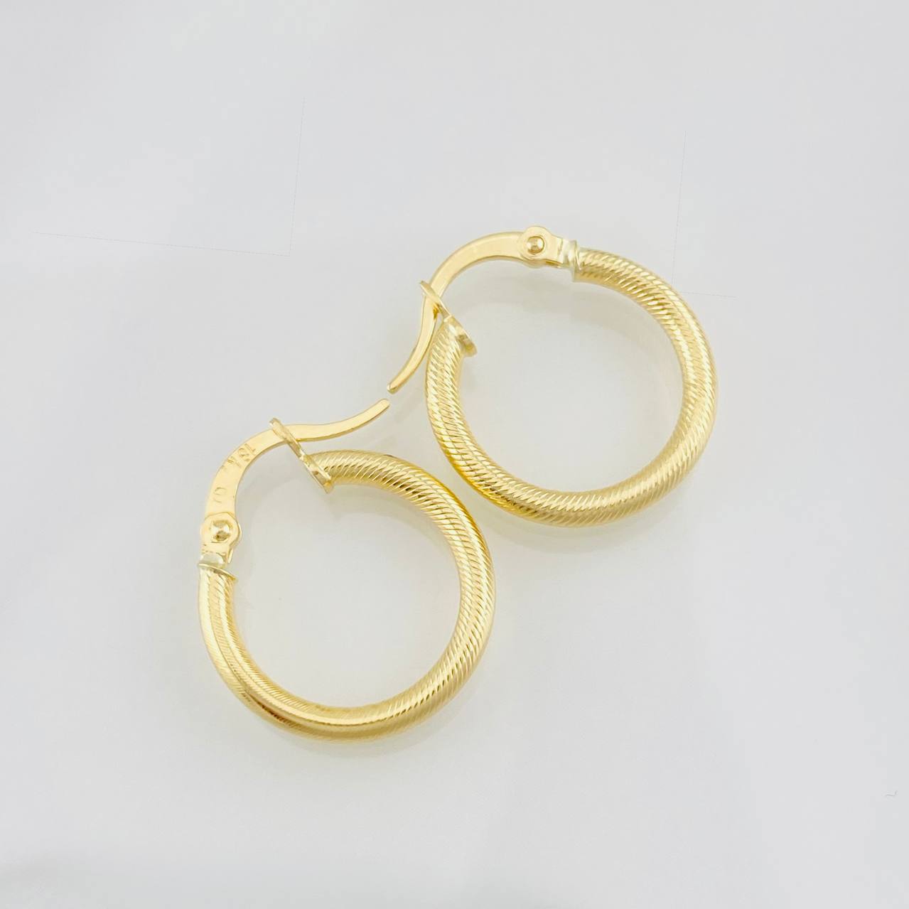 Candongas Zion 1.35g / 1.9cm Oro Amarillo 18K