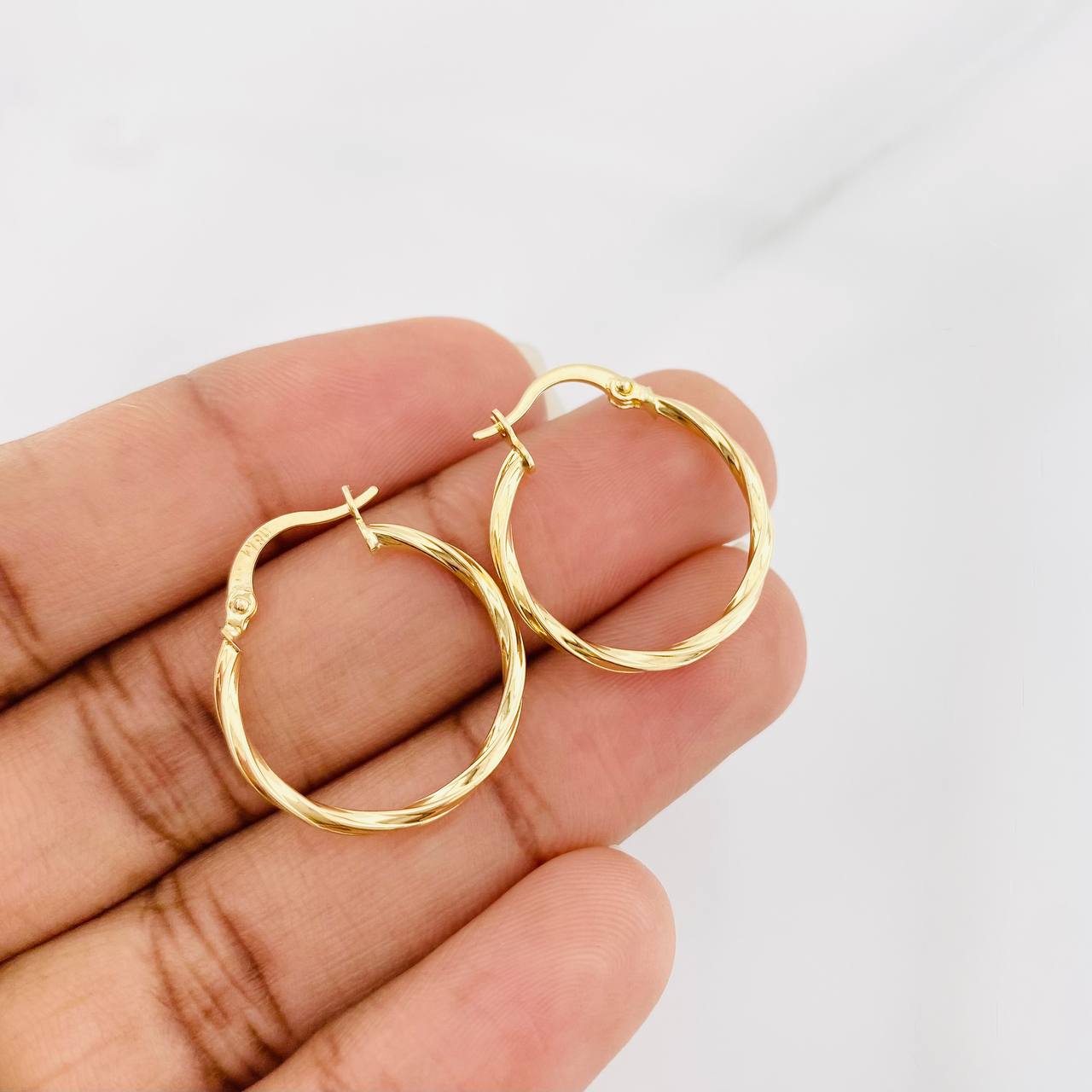 Candongas Kari 1.1g / 2.3cm Oro Amarillo 18K