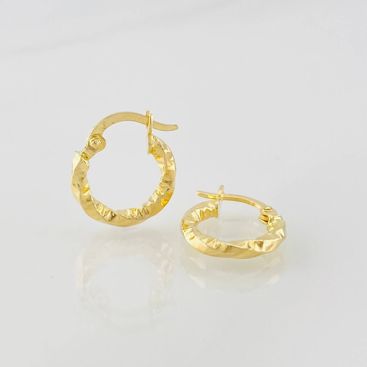 Candongas Majo 1.05g / 1.4cm Oro Amarillo 18K